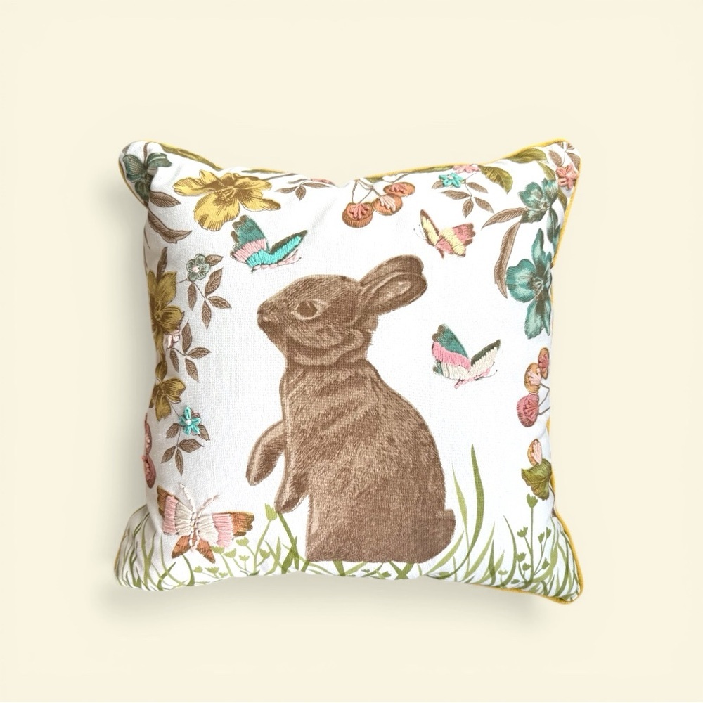 Pier 1 Cream 2 Pillows and 1 Runner Brown Bunny and Multicolor Floral Accents - Picture 3 of 5